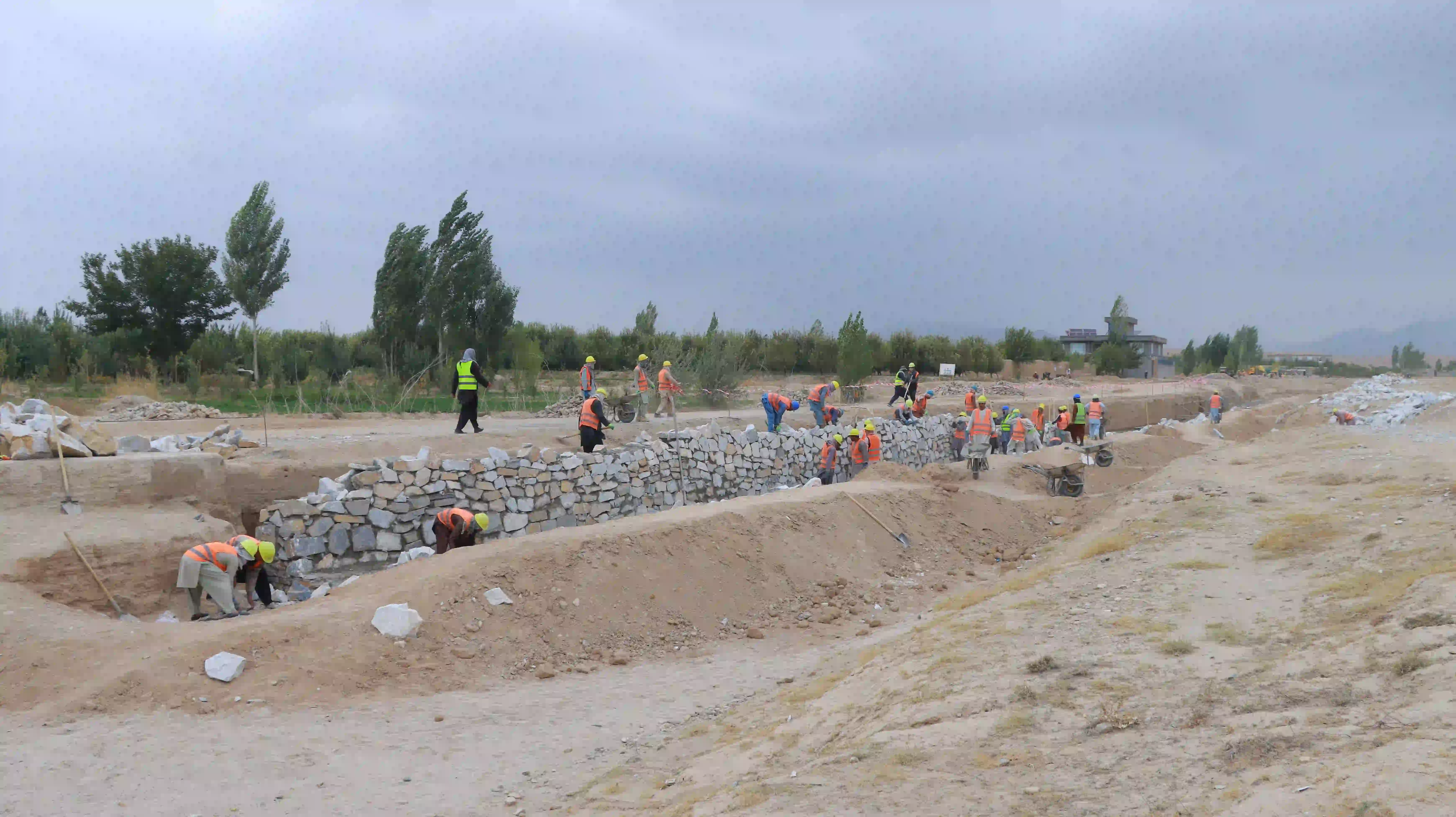 CONSTRUCTION OF ETIFAQ PLUM CONCRETE SURFACE STREET WITH TOTAL LENGTH 395 M, GOZAR#12, DISTRICT#3, GHAZNI CITY