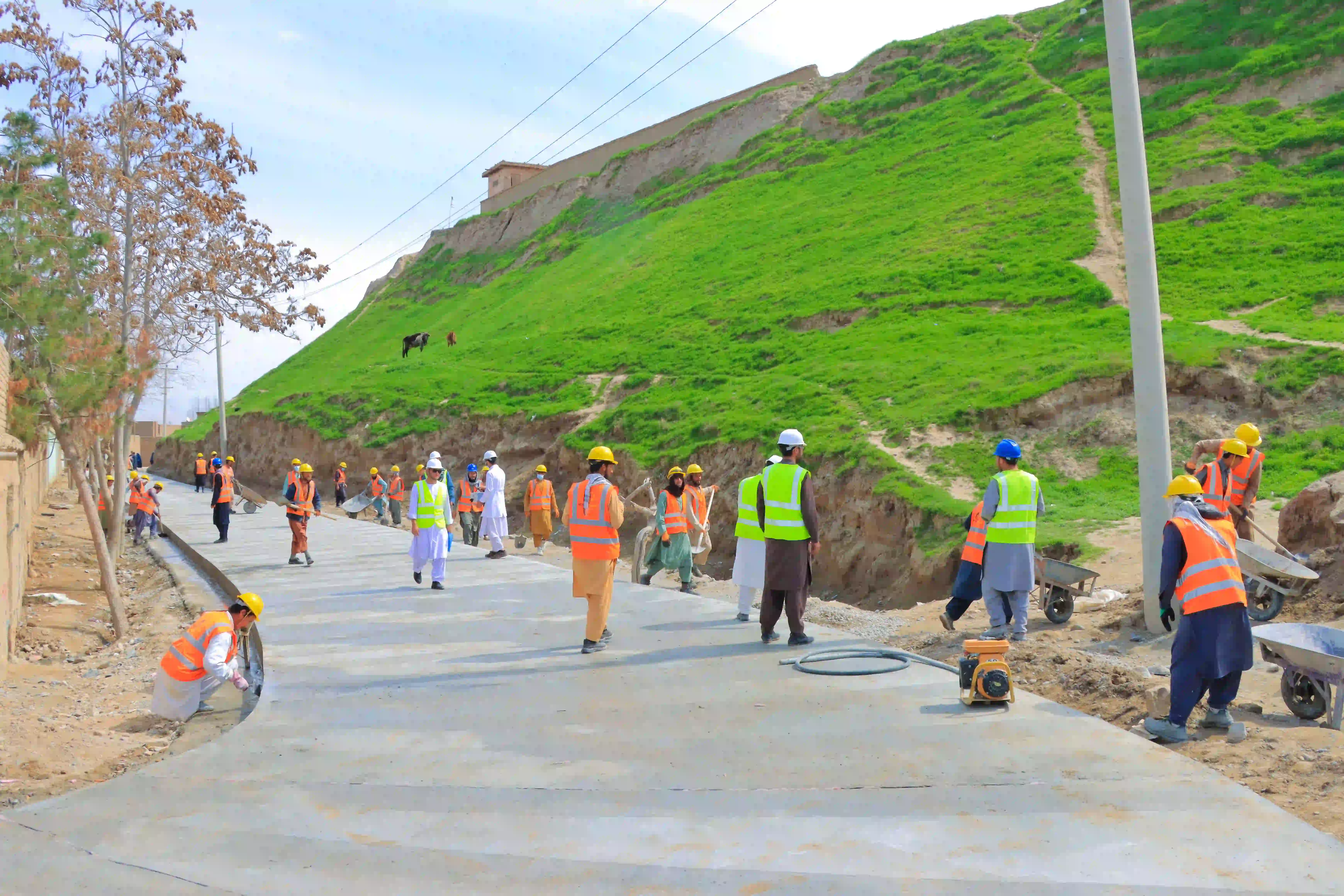CONSTRUCTION OF PLUM CONCRETE STREETS 744 M DISTRICT-8 OF KUNDUZ CITY