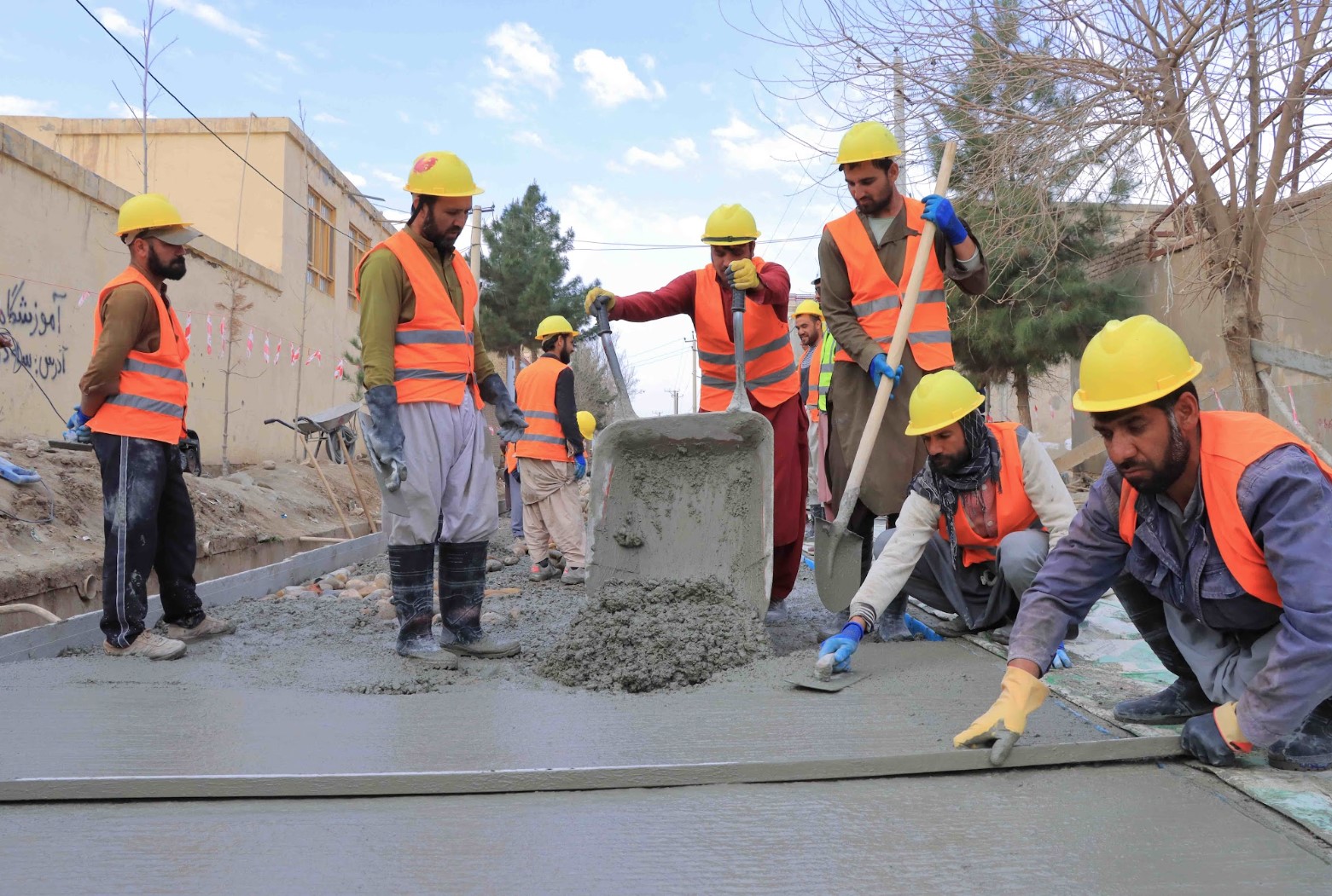 Construction of kart e Zeraut plum concrete sarface street 700m in Kunduz by the CRL project.  